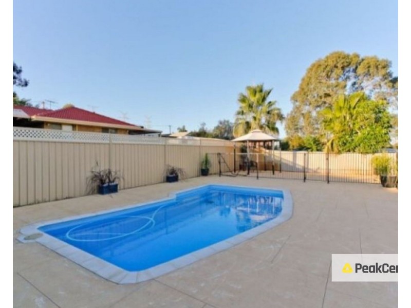 57 South Lake Drive, South Lake WA 6164