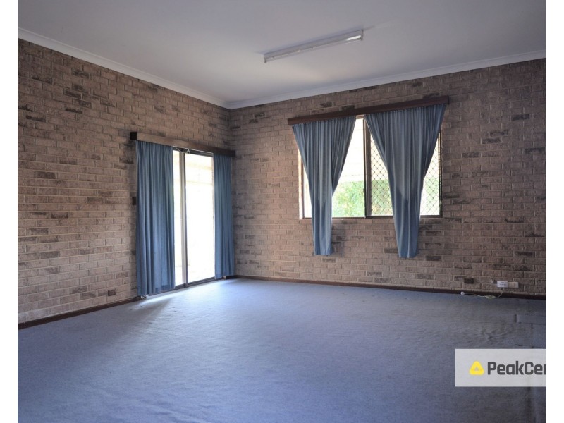 61 Coolbellup Avenue, Coolbellup WA 6163