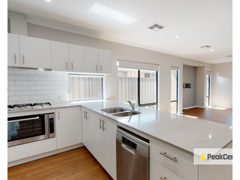 41 Donatti Retreat, Caversham WA 6055