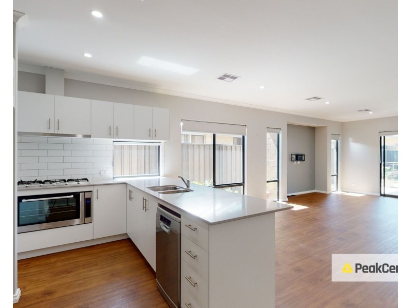 41 Donatti Retreat, Caversham WA 6055