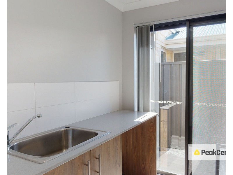 41 Donatti Retreat, Caversham WA 6055