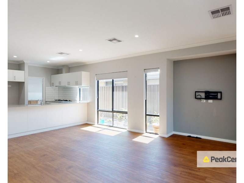 41 Donatti Retreat, Caversham WA 6055