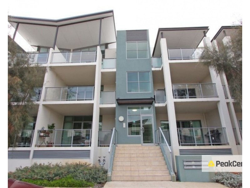 33/34 Malata Crescent, Success WA 6164