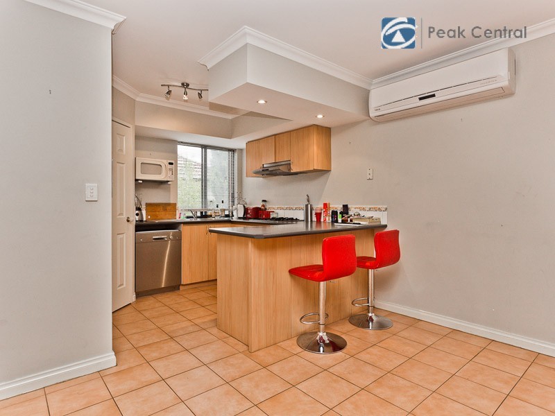 30c Jupiter Street, Carlisle WA 6101