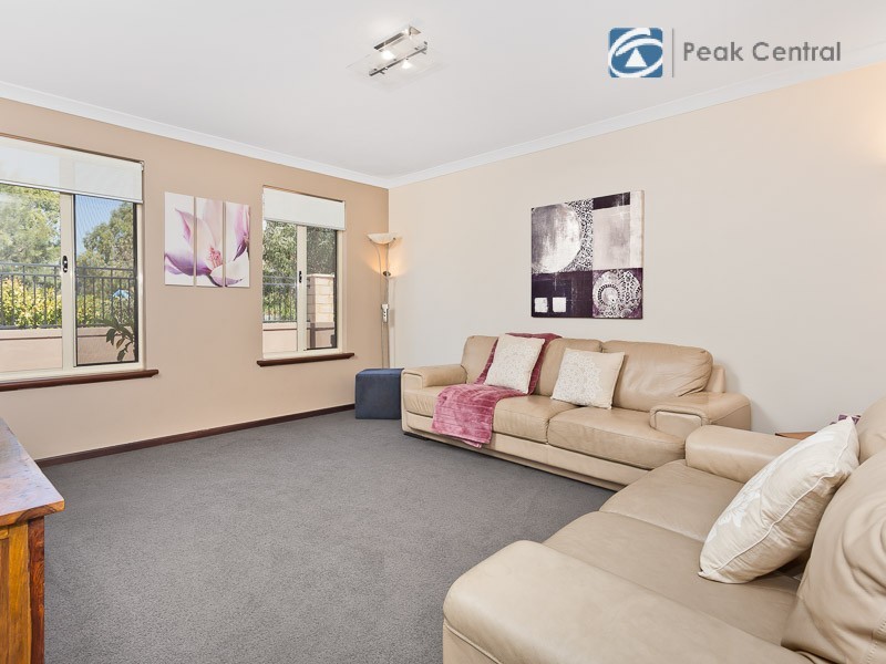19 Callistemon Approach, Atwell WA 6164