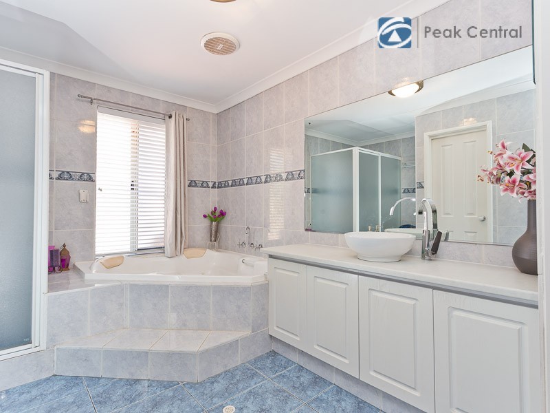 19 Callistemon Approach, Atwell WA 6164