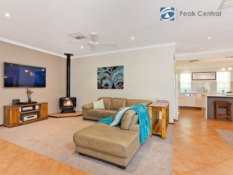 19 Callistemon Approach, Atwell WA 6164