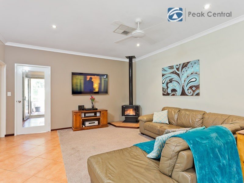 19 Callistemon Approach, Atwell WA 6164