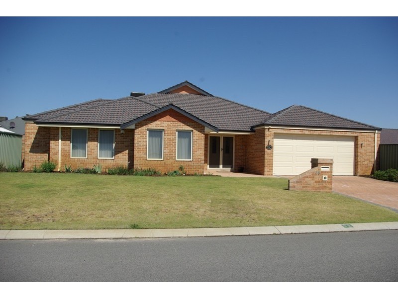 38 Blue Mountain Circuit, Aubin Grove WA 6164