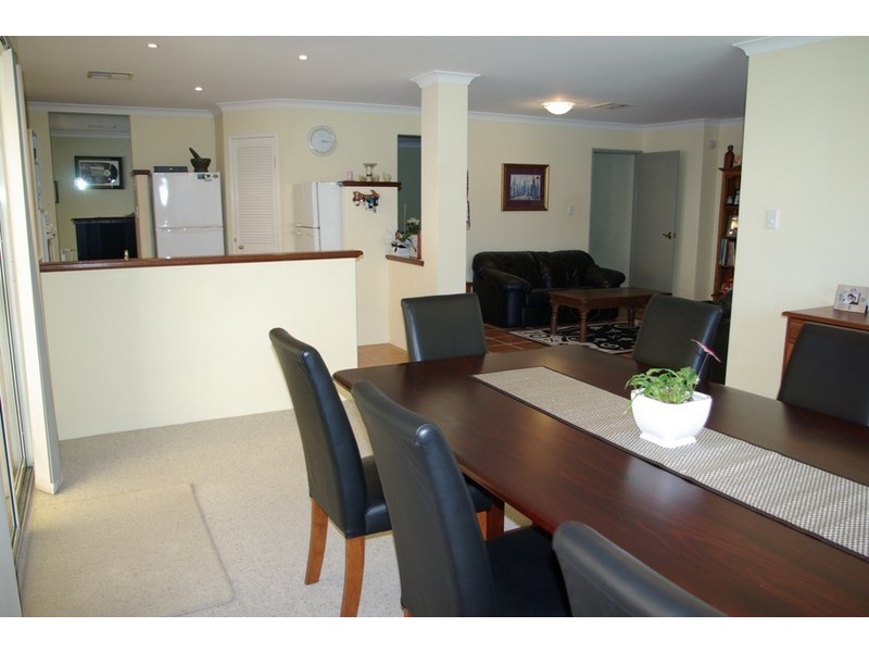 30 Lipton Mews, Atwell WA 6164