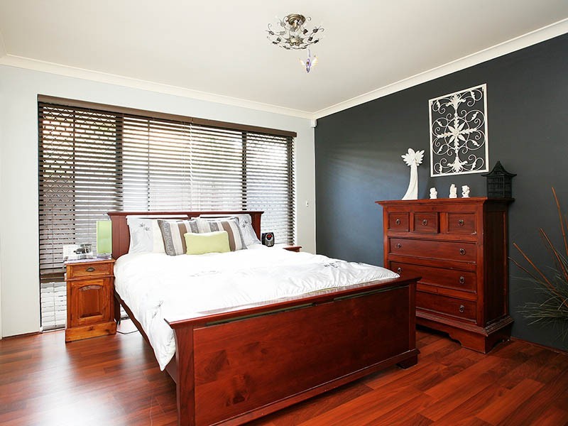 10 Browallia Close, Canning Vale WA 6155