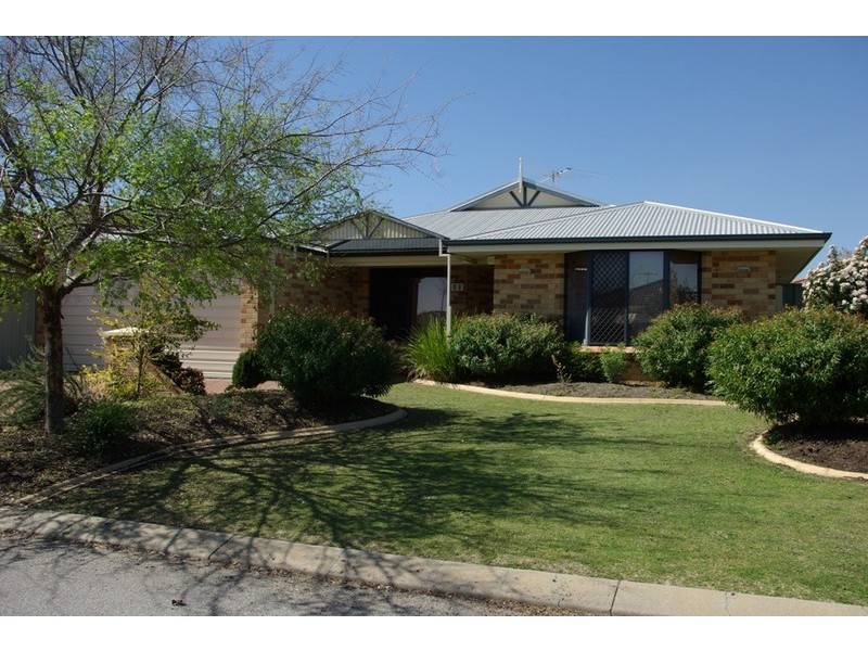 11 Tozer Loop, Atwell WA 6164