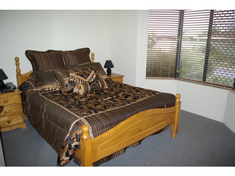 11 Tozer Loop, Atwell WA 6164