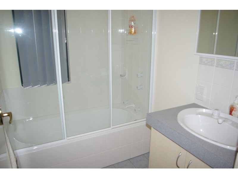 11 Tozer Loop, Atwell WA 6164