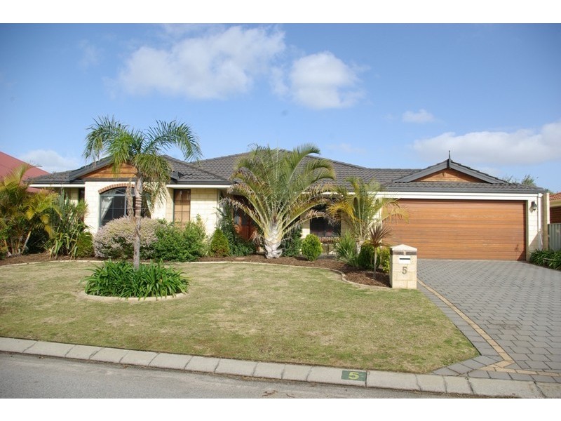 5 Mayhew Cross, Atwell WA 6164