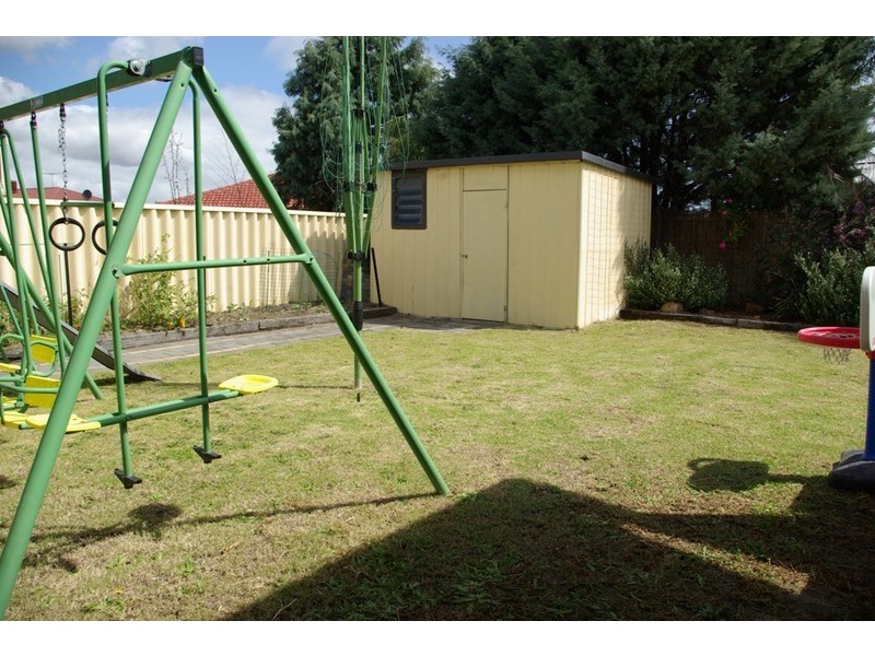 5 Mayhew Cross, Atwell WA 6164