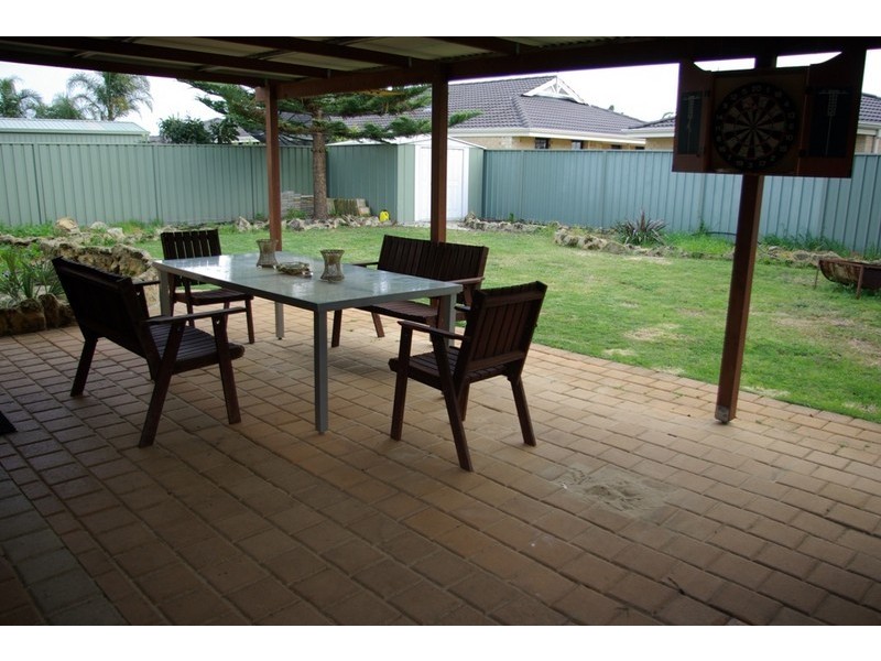 96 Folland Parade, Atwell WA 6164