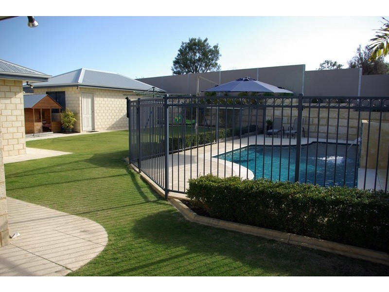 30 Jouissance Bend, Atwell WA 6164