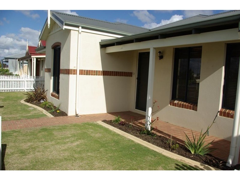 55 Harmony Avenue, Atwell WA 6164