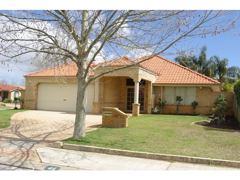 44 Folland Parade, Atwell WA 6164