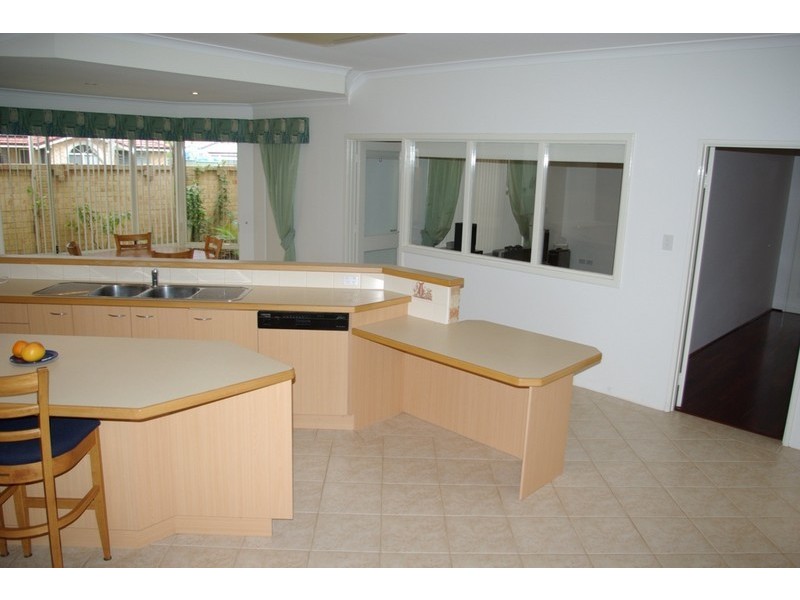 44 Folland Parade, Atwell WA 6164