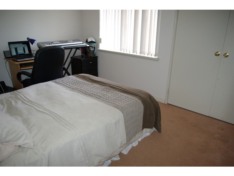 8 Rossell Place, Atwell WA 6164