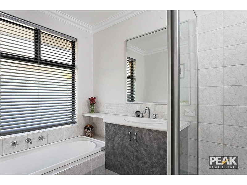 26 Callistemon Approach, Atwell WA 6164