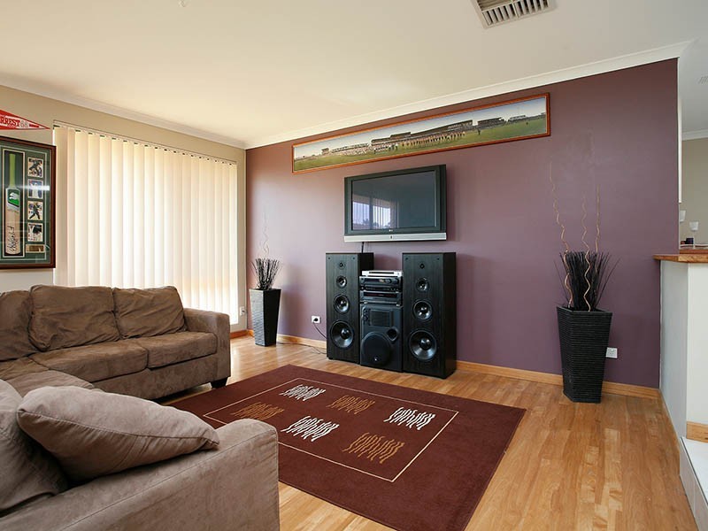 17 Beroona Way, South Lake WA 6164