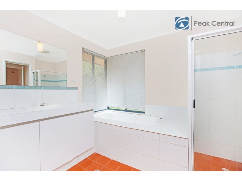 3 Bodella Gardens, Atwell WA 6164