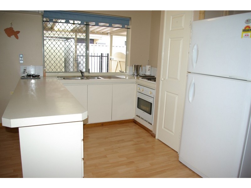 118 Brenchley Drive, Atwell WA 6164