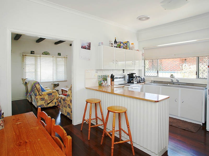 18 Ellison Street, Willagee WA 6156