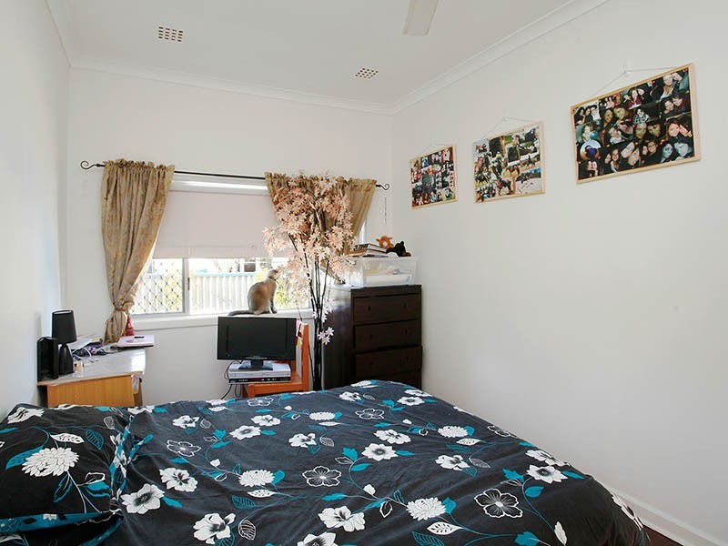 18 Ellison Street, Willagee WA 6156