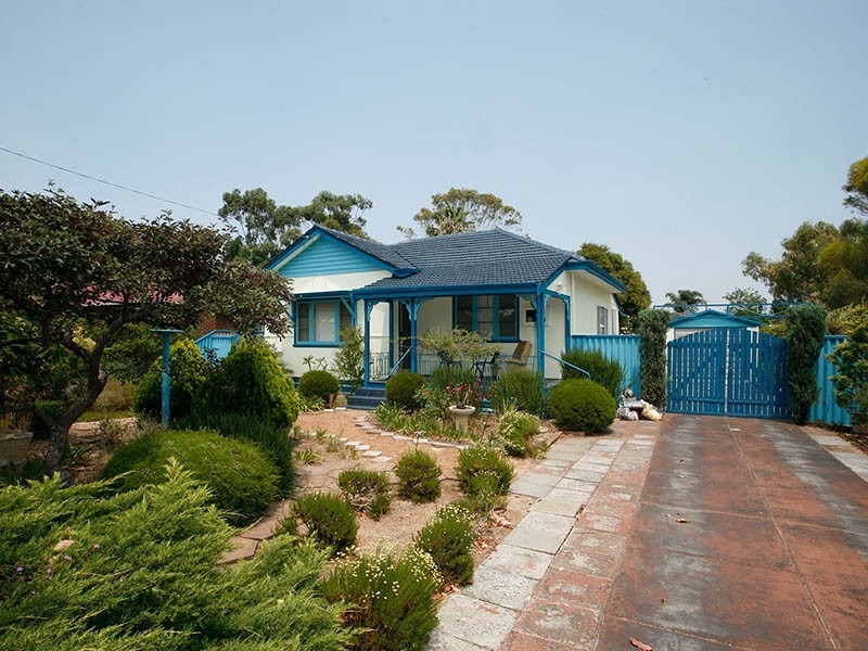 18 Ellison Street, Willagee WA 6156