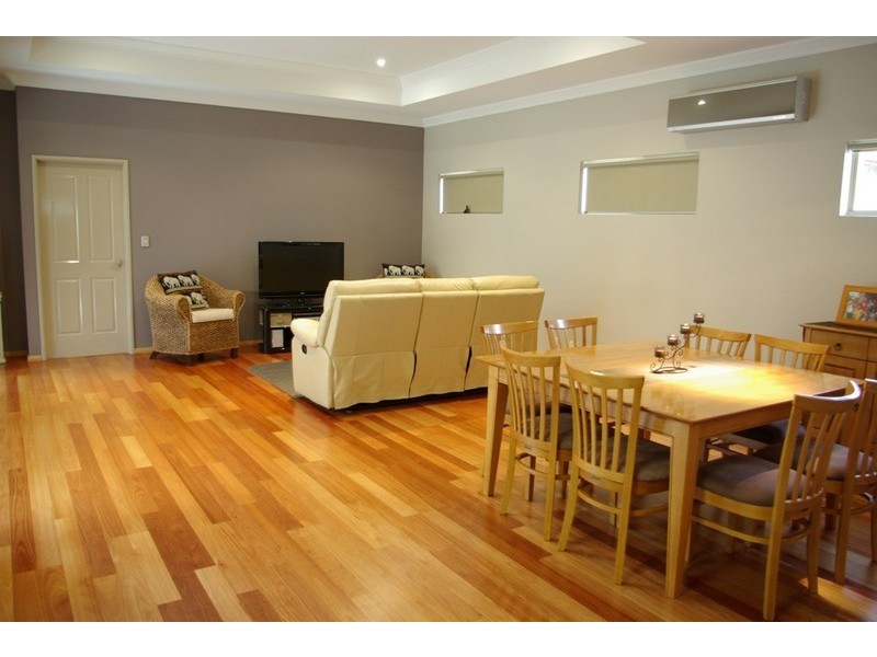 17 Chorus Circle, Atwell WA 6164