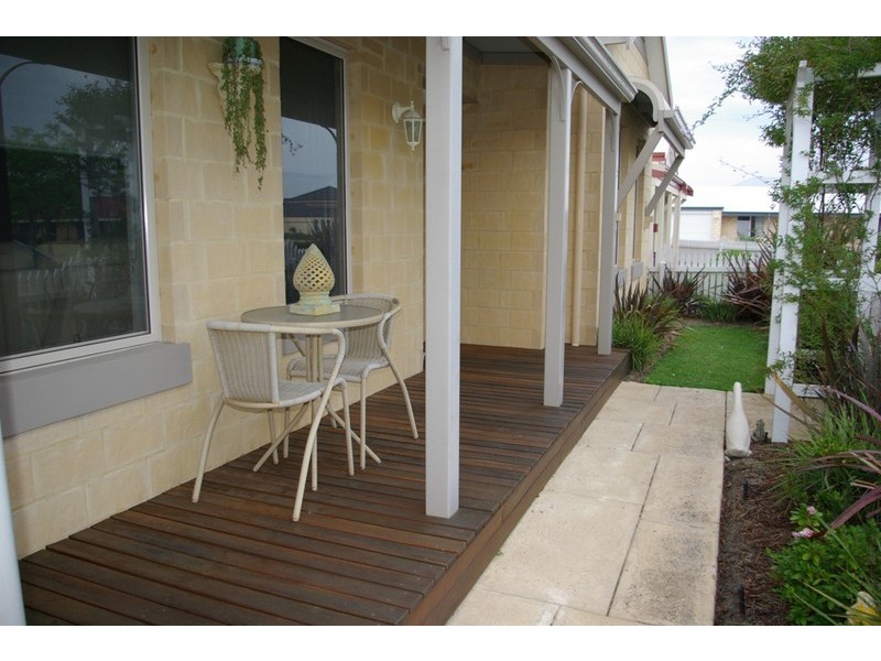 17 Chorus Circle, Atwell WA 6164