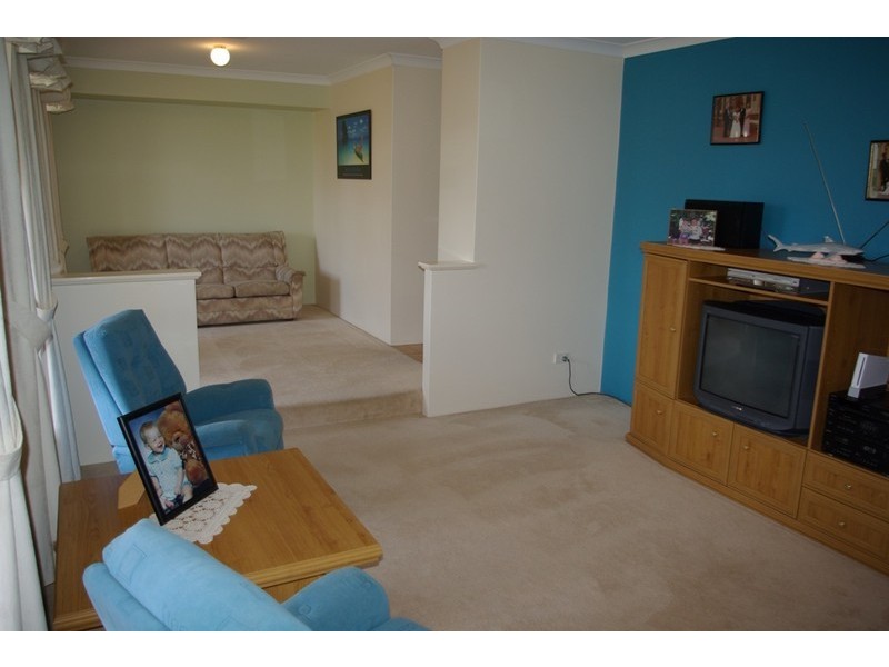 23 Jenniphur Court, Atwell WA 6164