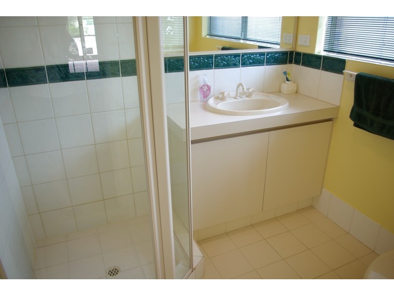 23 Jenniphur Court, Atwell WA 6164