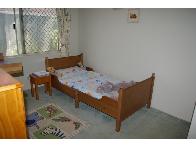 6 St Claire Gardens, Atwell WA 6164