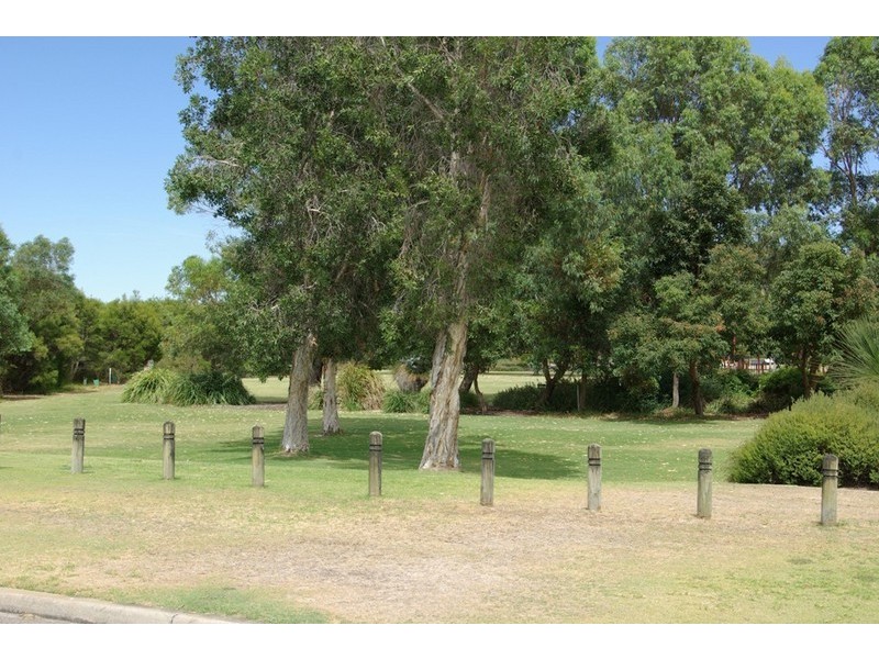 6 St Claire Gardens, Atwell WA 6164