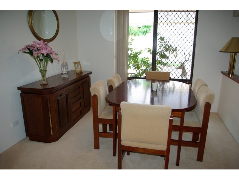 18 Dreier Court, Atwell WA 6164