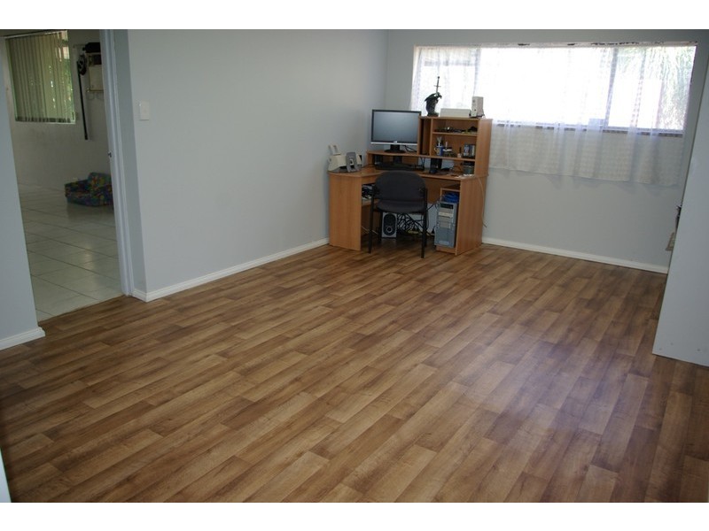 1 Heron Court, Camillo WA 6111