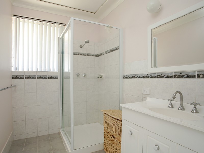 10 Binden Place, Hamersley WA 6022