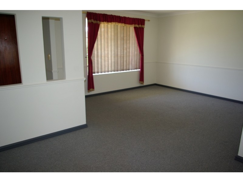 17 Dreier Court, Atwell WA 6164