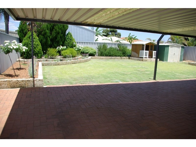 24 Carlhausen Close, Atwell WA 6164
