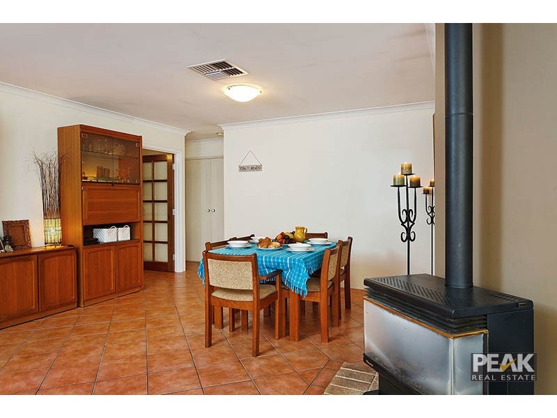 11 O’Farrell Close, Atwell WA 6164