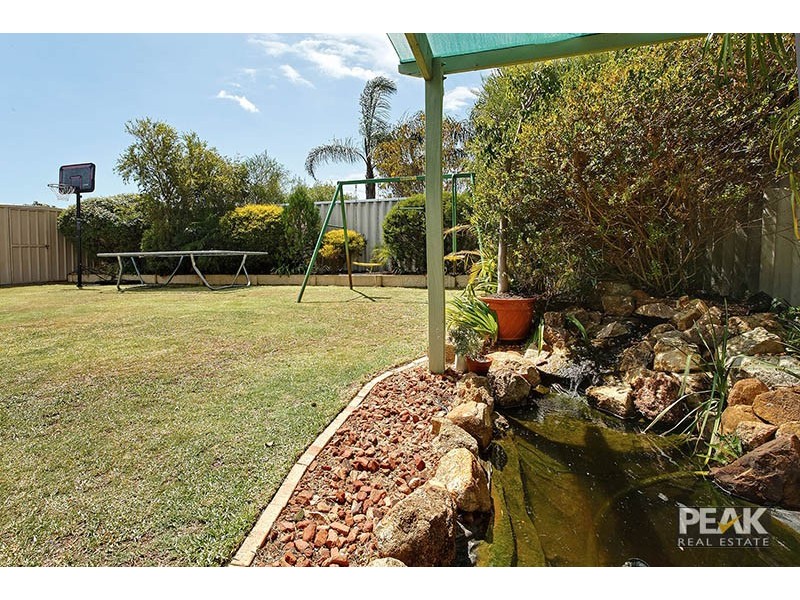 11 O’Farrell Close, Atwell WA 6164