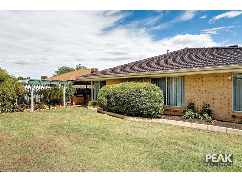 11 O’Farrell Close, Atwell WA 6164