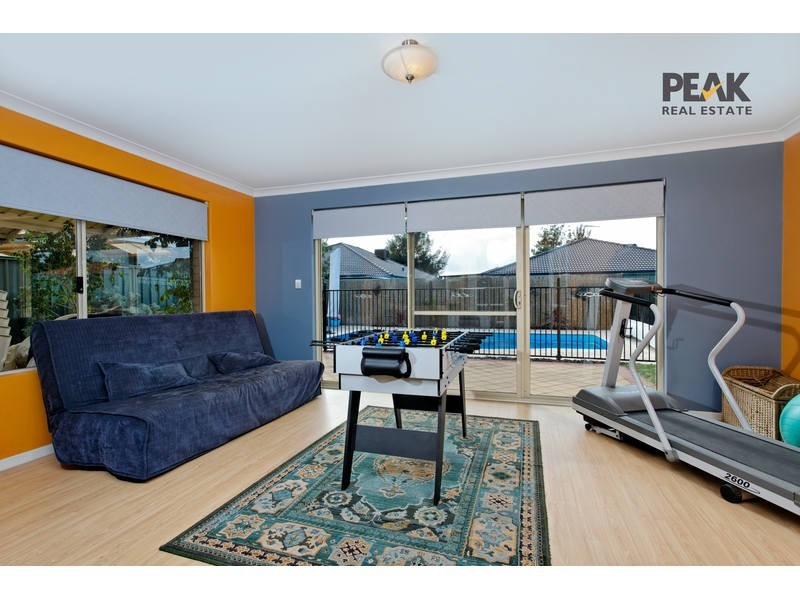 13 Dryandra Elbow, Atwell WA 6164
