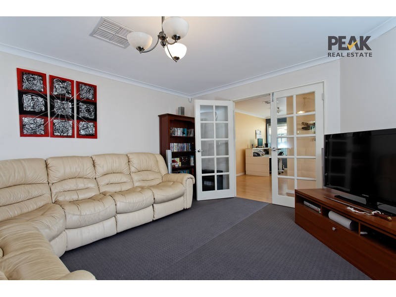 13 Dryandra Elbow, Atwell WA 6164