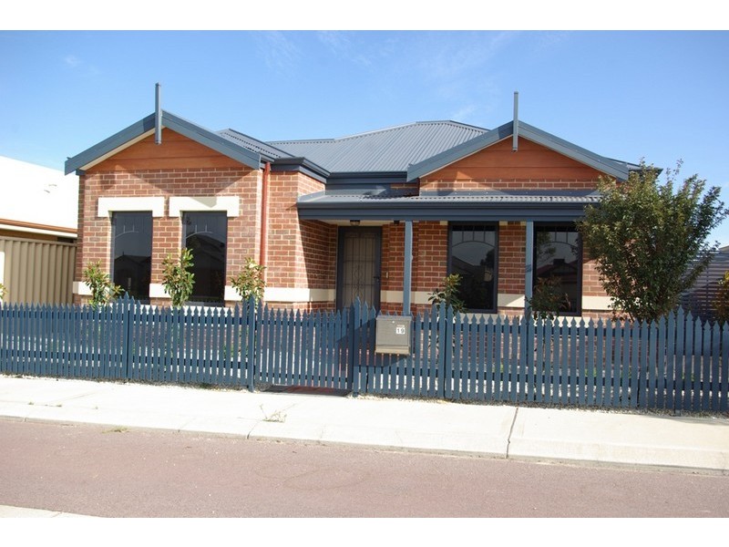 19 Tranquil Gardens, Atwell WA 6164